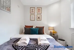 Stylish Apartment - Image 5