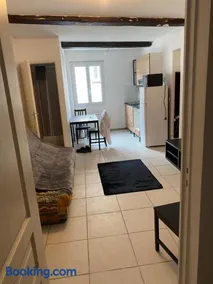 petit appartement calme en plein centre du village de ribiers - Image 3