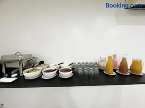San Remo City Hotel - Image 2
