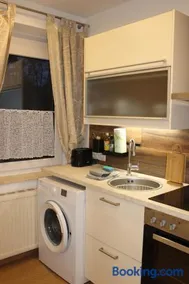 HomeW4 - Tiny Apartment - Image 5