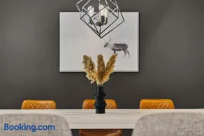 RnR at Verbier - Luxury Tremblant Retreat - Image 3