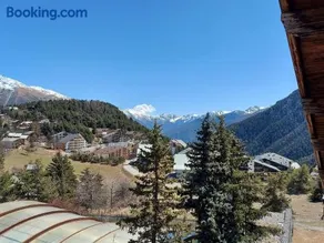 2 pièces standing et magnifique piscine - Image 3
