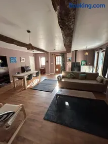 Apartment in the heart of the countryside with pool - Image 1