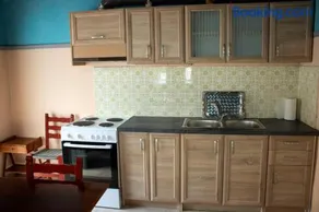 Traditional detached house with yard in Kalamata - Image 3