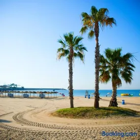 Naufragos Beach Apartment - Image 1