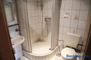 Hotel Zur Krone - Image 3