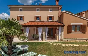 Holiday House Bepina - Image 3
