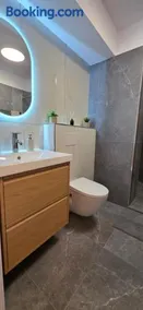 Premium Apartment - Image 4