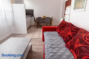 Starman Apartments - Image 4