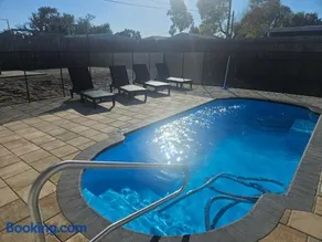 Florida Retreat Heated Pool - Image 3