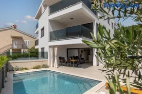Luxury apartment Marco Polo with a private swimming pool with salt sea water - Image 2