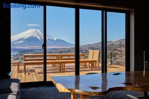 The No10 Mt Fuji Sky Villa - Image 1