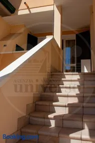 Hermitage Q12 - Image 4