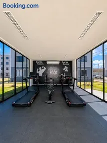 Durma bem Psicina academia e boa localização 24 horas de suporte - Image 4