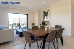 Haven Home in Clyde - Image 3