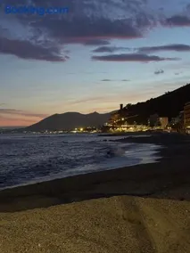 Casa Isa a 30 metri dalla spiaggia - Image 1