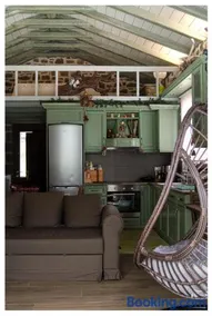 Fairytale Stone House - Image 3