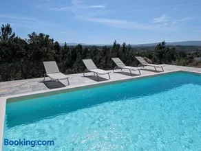 Casa na Colina - Private Pool & Jacuzzi - Image 1