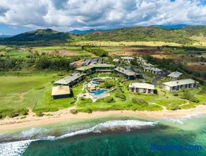 Exclusive Kauai Beachfront Resort with Dining, Bar, Spa, Pool & Waterslide - Image 4