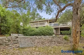 Ideal Holiday Home - Image 1