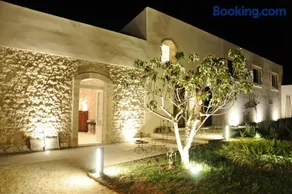 Scilla Maris Charming Suites - Image 4