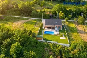 Villa mit Terrasse, Garten und Sauna | Bergblick - Image 3