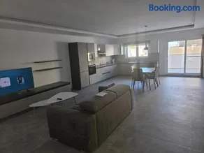 Modern 3-Bedroom Flat in the Heart of Naxxar - Image 1