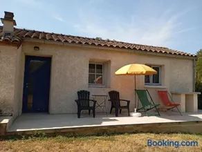 Mas de la Châtaigneraie gîte Marronnier piscine partagée - Image 2