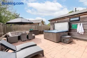 Hillside Lodge, Tor Farm - Image 5