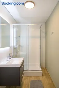 Apartments & Rooms Darrer - Image 4
