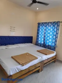 V Redkar Beach stay Gokarna - Image 2