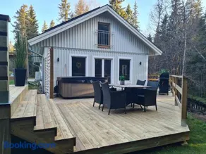 Pinebo Palace Guesthouse - Image 1