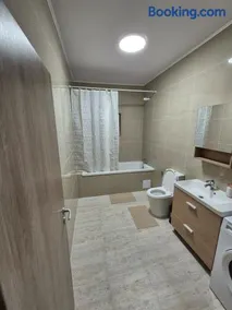 Luca House - Image 5