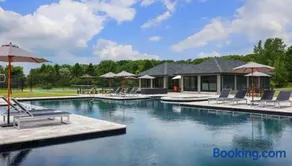 Mattaccino by Rove Travel - Estate with Pool & Spa - Image 2