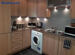 Beachview Apartment - Image 5