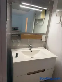 Studio avec terrasse et parking privé - Image 4
