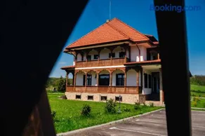 Pensiunea Tara Codrului - Image 1