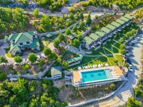 Bujtina Adora - Image 1