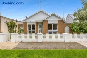 Beach Street - Image 1