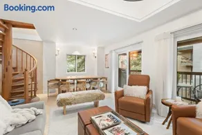 Dolomite 11, 5-Bedroom Townhome, 3 Levels, Walk to Town & Mountain Access - Image 3