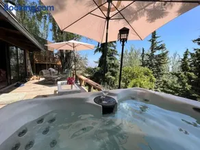 Refugio Arrayan Nevado Habitaciones en Farellones con Chimenea y Jacuzzi - Image 1