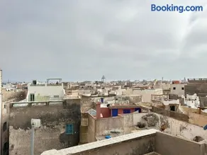 Home with a sea view - Image 4