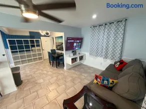Cozy 1BR Just 2 Miles from LEGOLAND - Image 5