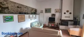 Bettyhouse - Image 3