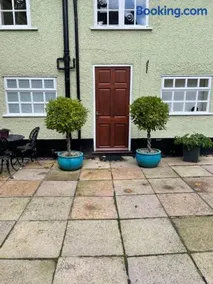 Ground floor apartment in The Coach House - Image 5