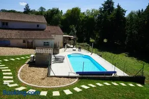 Maison accueillante avec piscine à Chalandray - Image 2