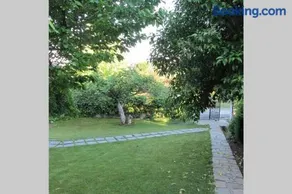 Τraditional fully detached villa on a luxurious hillock of Thessaloniki with its own garden also for family & wedding gatherings for 10 to 25 people only 15 minutes from airport - Image 5