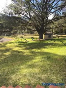 Yarrabin Country Retreat - Image 4