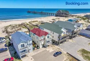 Dream Weaver - Nags Head MP 16.5, Oceanfront, Private Beach Walkway, Pool, Hot Tub, Pets OK - Image 1