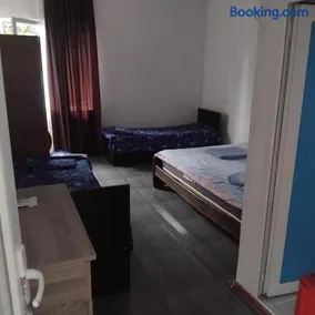 ULA guest house - Image 2